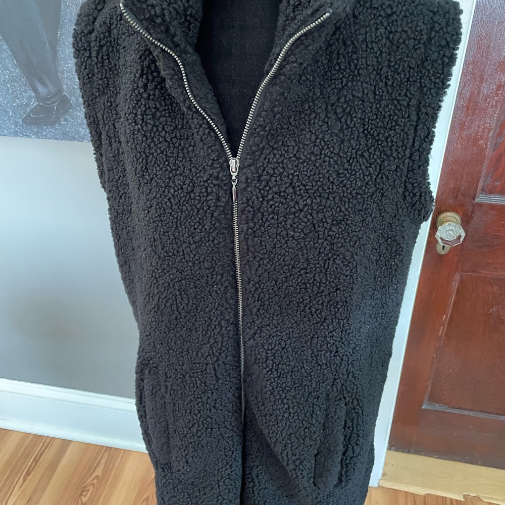 Double D Ranchwear Long Wooly Vest-Sz L-excellent condition! - Picture 2 of 7
